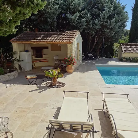 Bed & Breakfast La Bastide De Font Clarette 4*