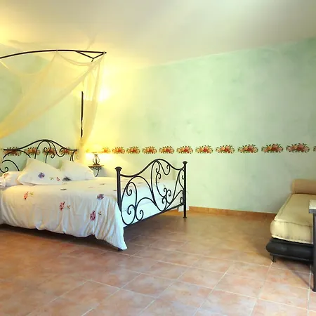 Bed & Breakfast La Bastide De Font Clarette 4*