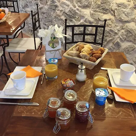 Bed & Breakfast La Bastide De Font Clarette 4*