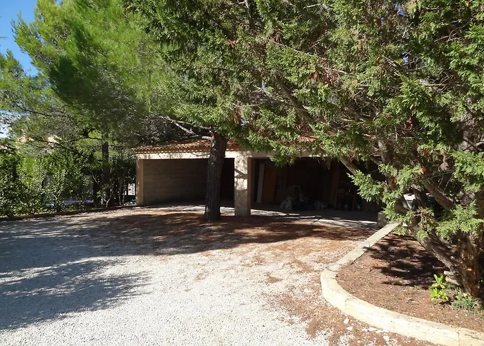 Bed & Breakfast La Bastide De Font Clarette 4*