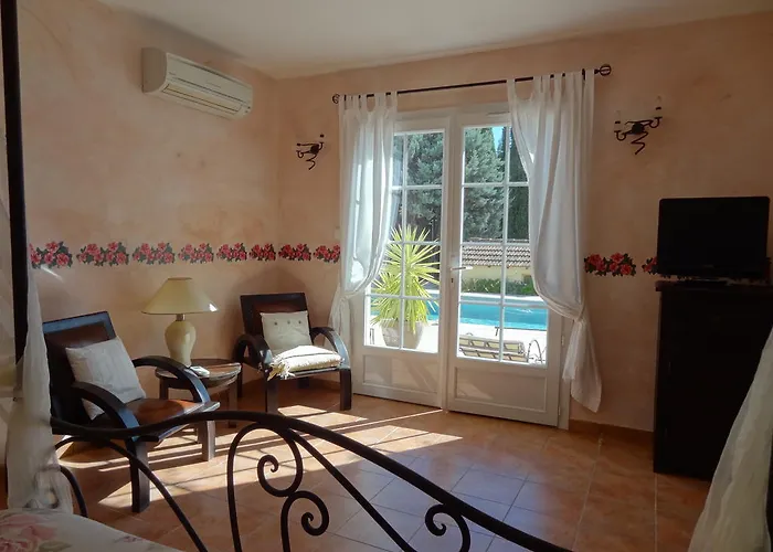 Bed & Breakfast La Bastide De Font Clarette