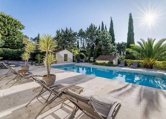 Bed & Breakfast La Bastide De Font Clarette 4*